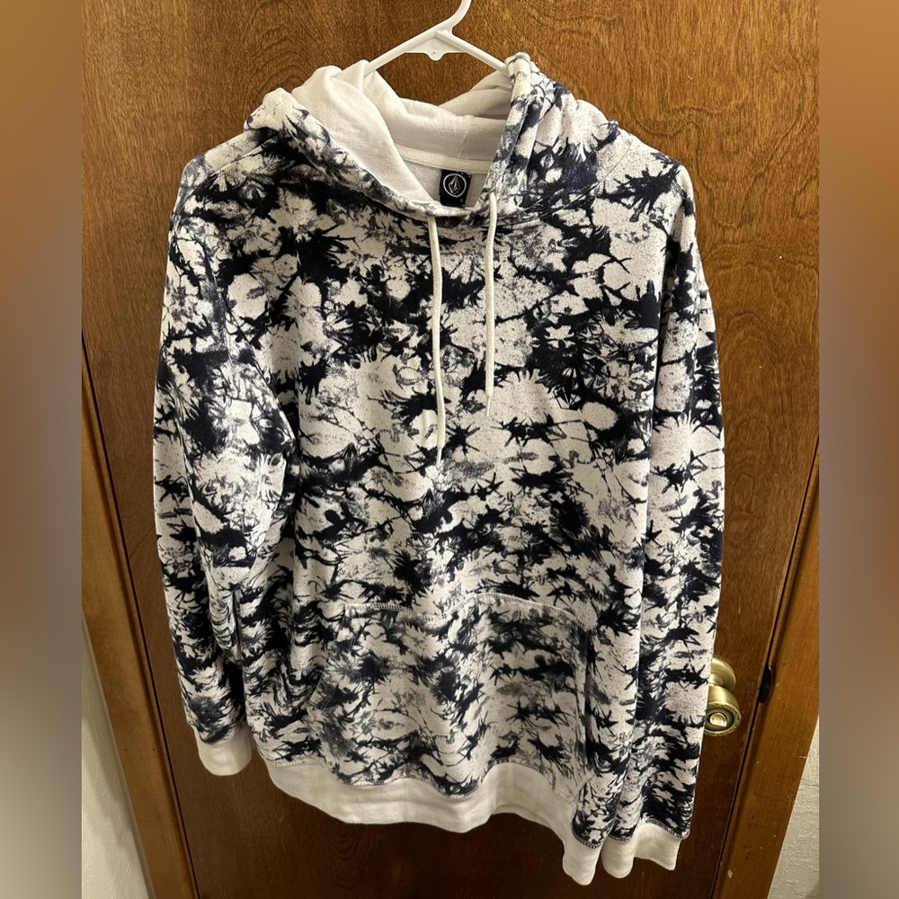 Men’s Volcom XL hoodie, like new